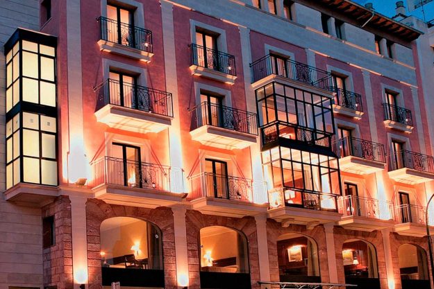 Pintura de Fachadas en Hotel Continental de Mallorca